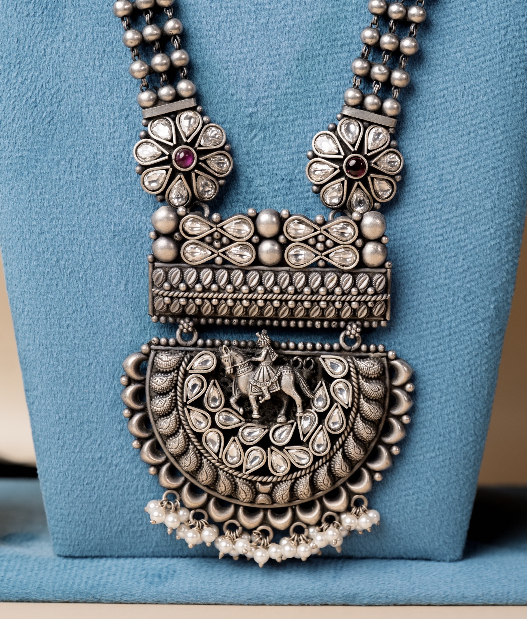 Women's accessories
